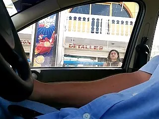हिंदी फिल्म में चार लोग हैं ।